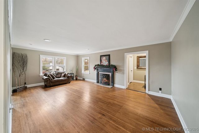 2720 E 22nd Street, Tulsa, OK 74114