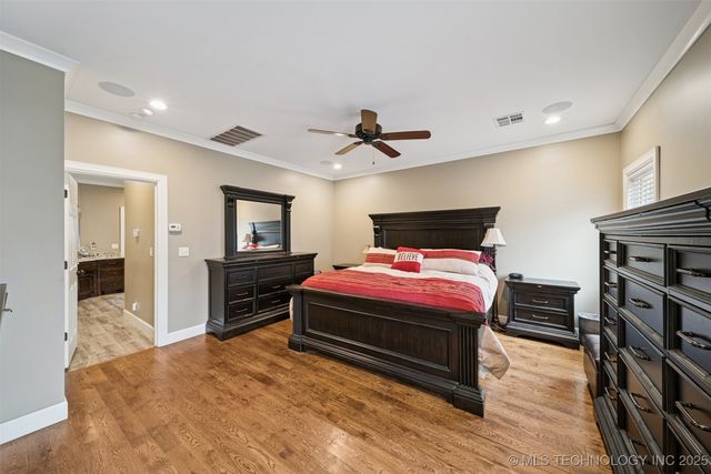 2720 E 22nd Street, Tulsa, OK 74114