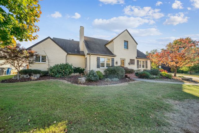 2720 E 22nd Street, Tulsa, OK 74114