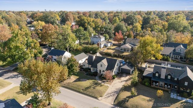 2720 E 22nd Street, Tulsa, OK 74114