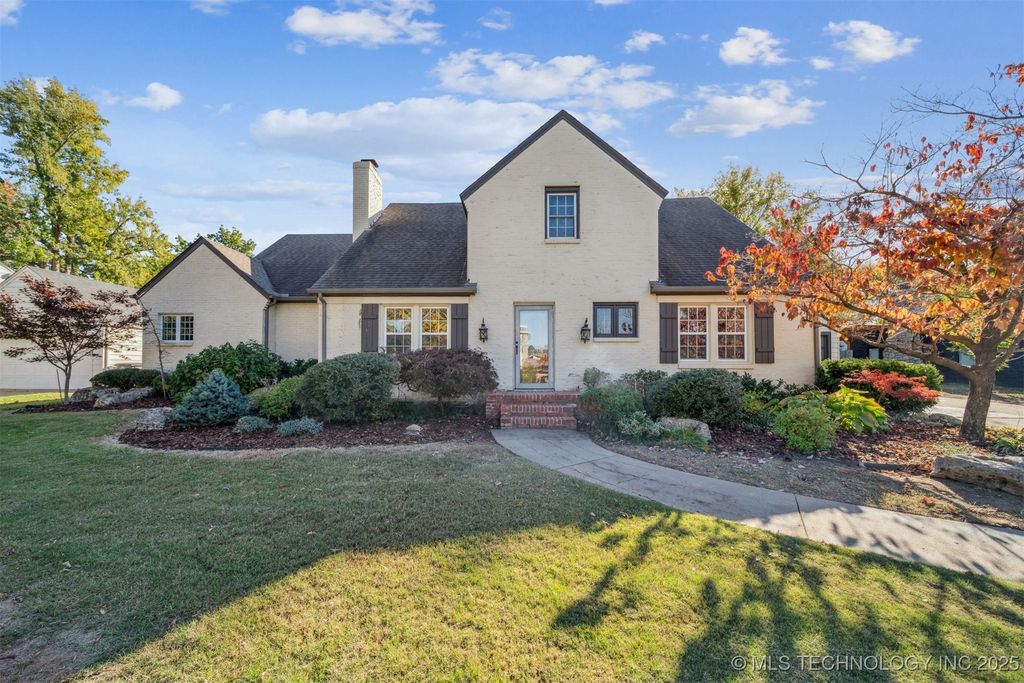 2720 E 22nd Street, Tulsa, OK 74114