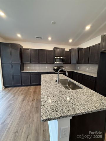 2234 Gladwyne Place, Charlotte, NC 28269