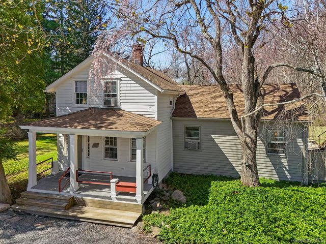 182 Smith Ridge Road, South Salem, NY 10590