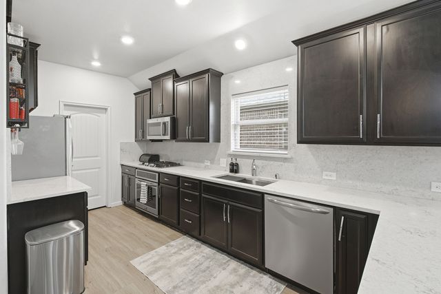 10233 Long Branch Drive, Mckinney, TX 75071