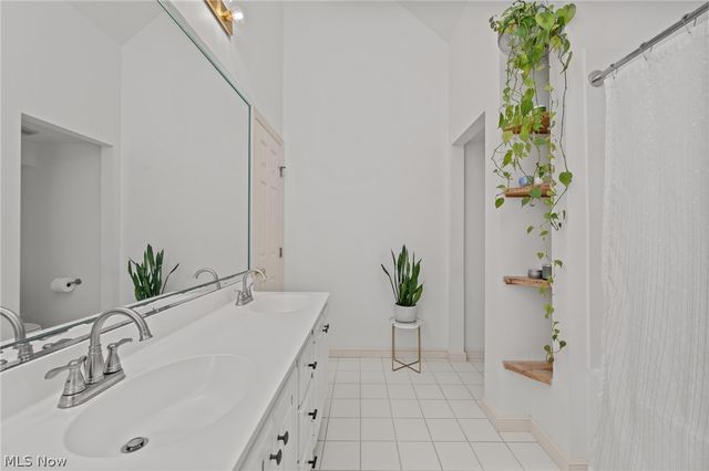 1830 W 50th Street, Cleveland, OH 44102