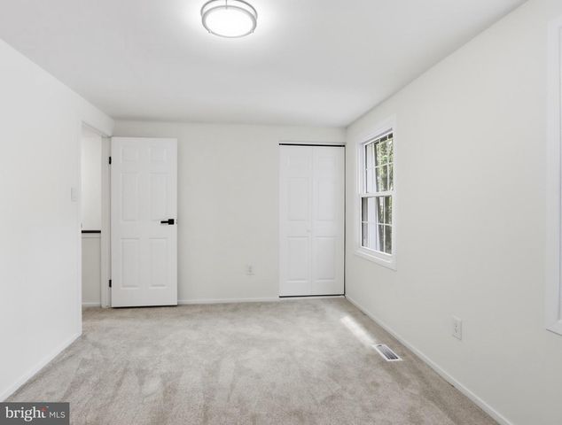 4725 LAVINGTON PL, Nottingham, MD 21236