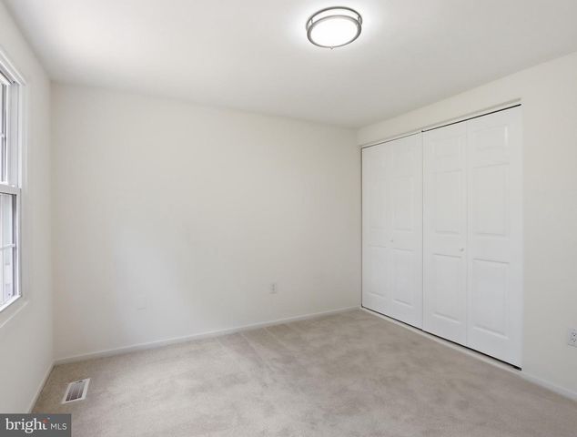 4725 LAVINGTON PL, Nottingham, MD 21236