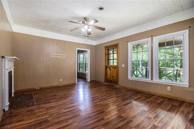 144 Burnt Hickory SE Road, Cartersville, GA 30120
