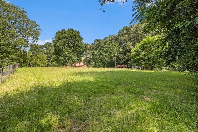 144 Burnt Hickory SE Road, Cartersville, GA 30120