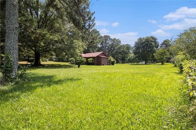 144 Burnt Hickory SE Road, Cartersville, GA 30120