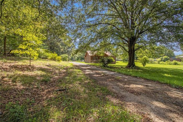 144 Burnt Hickory SE Road, Cartersville, GA 30120
