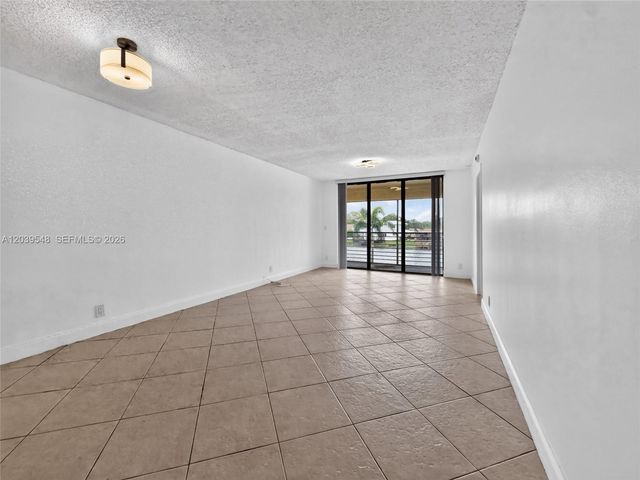 11358 Taft St 11358, Pembroke Pines, FL 33026