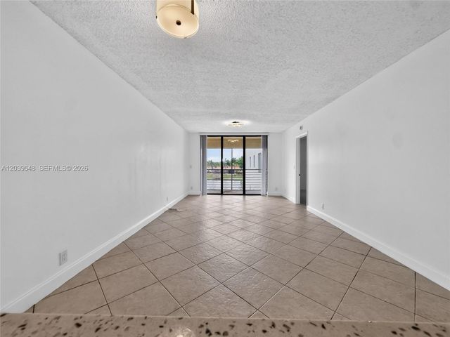 11358 Taft St 11358, Pembroke Pines, FL 33026