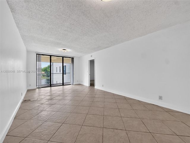 11358 Taft St 11358, Pembroke Pines, FL 33026