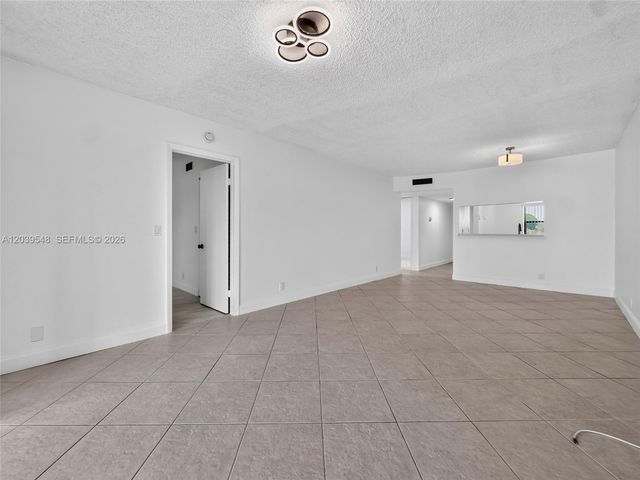 11358 Taft St 11358, Pembroke Pines, FL 33026