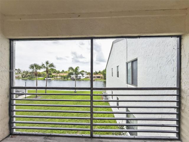 11358 Taft St 11358, Pembroke Pines, FL 33026