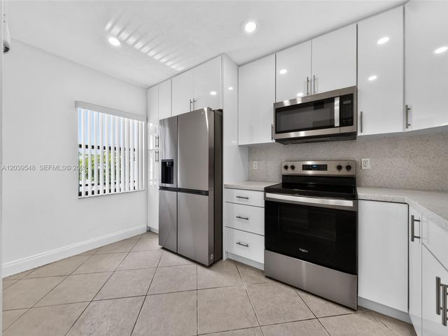 11358 Taft St 11358, Pembroke Pines, FL 33026
