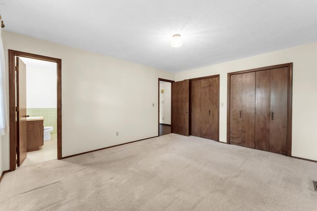 3039 E Covington Street, Springfield, MO 65804