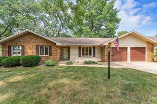 3039 E Covington Street, Springfield, MO 65804