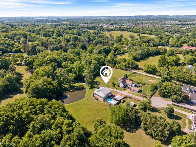3400 Cobblestone Mills Rd, Spring Hill, TN 37174