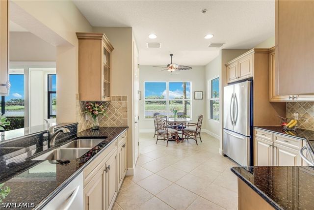 9217 Quartz LN 102, Naples, FL 34120