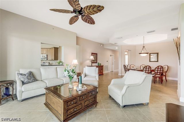 9217 Quartz LN 102, Naples, FL 34120