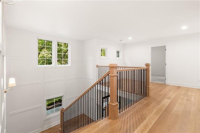 18568 W 180th Court, Olathe, KS 66062