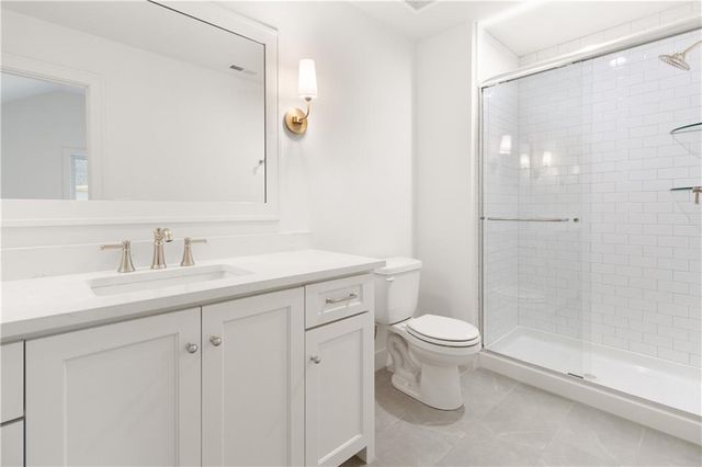 18568 W 180th Court, Olathe, KS 66062