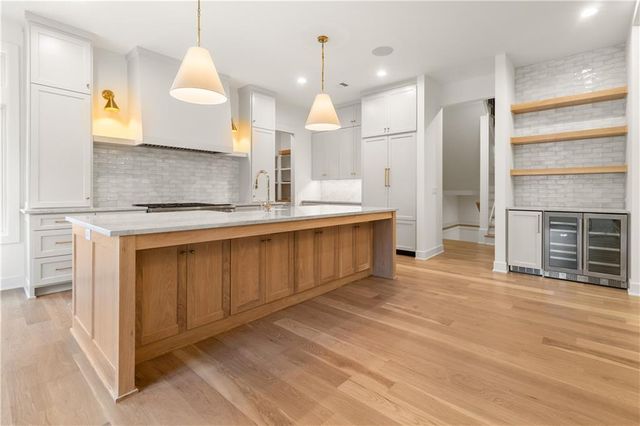 18568 W 180th Court, Olathe, KS 66062