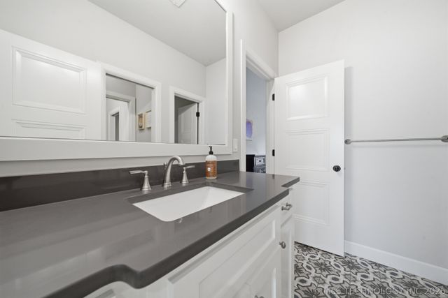 1335 E 36th Place S, Tulsa, OK 74105