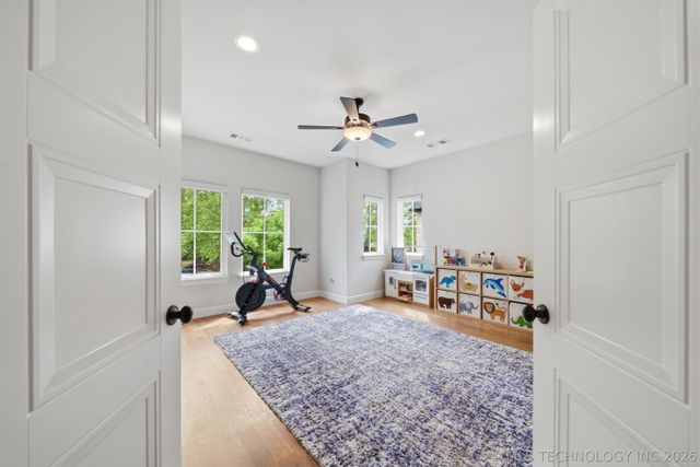 1335 E 36th Place S, Tulsa, OK 74105