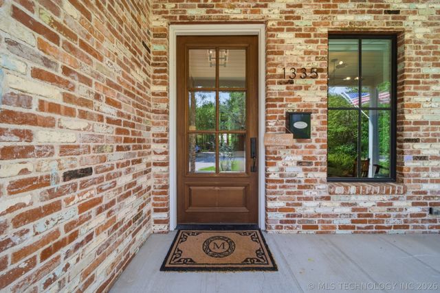 1335 E 36th Place S, Tulsa, OK 74105
