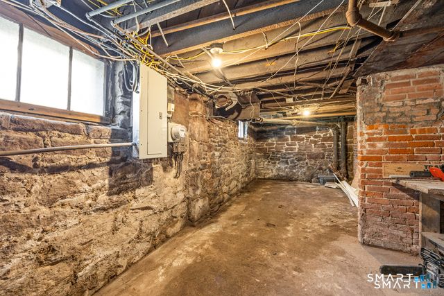 11 Marshall Street, Hartford, CT 06105