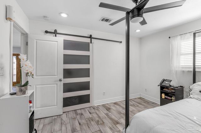 1308 E Hatton St, Pensacola, FL 32503