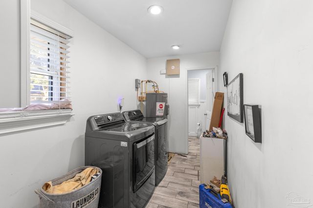 1308 E Hatton St, Pensacola, FL 32503