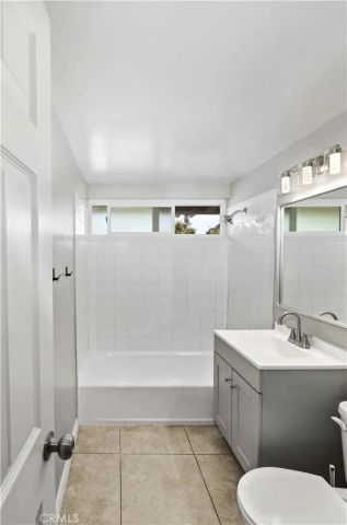 2243 Concord, Pomona, CA 91768