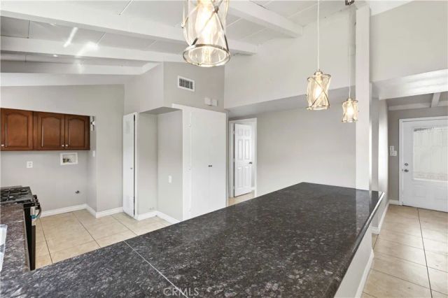 2243 Concord, Pomona, CA 91768