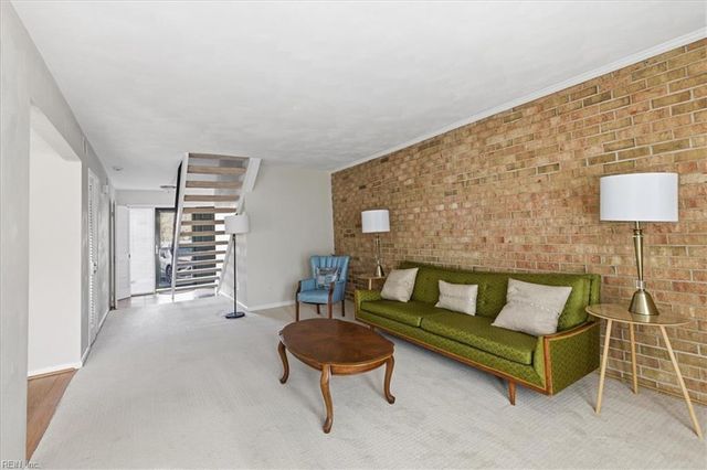 6492 Duquesne PL, Virginia Beach, VA 23464