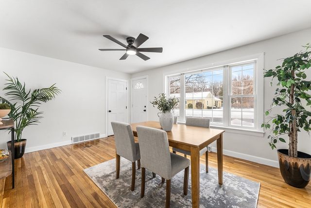 46 Eugene St, Leominster, MA 01453