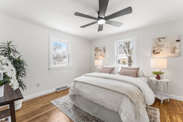 46 Eugene St, Leominster, MA 01453