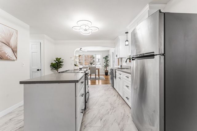 46 Eugene St, Leominster, MA 01453