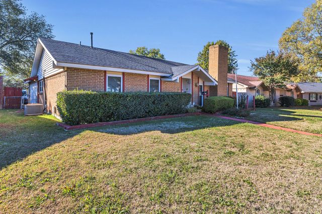 3817 Commonwealth Drive, Garland, TX 75043