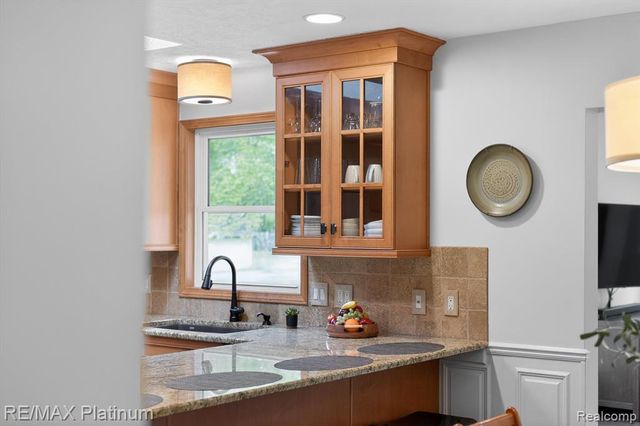139 Edgemont Drive, Howell, MI 48855