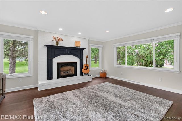 139 Edgemont Drive, Howell, MI 48855