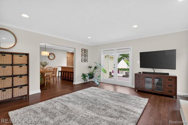 139 Edgemont Drive, Howell, MI 48855
