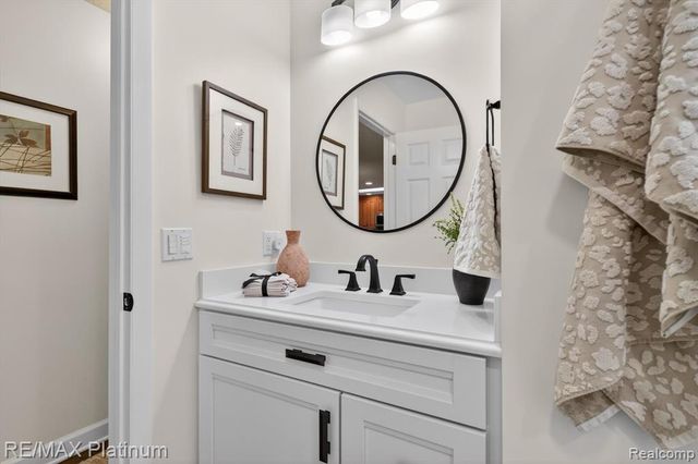139 Edgemont Drive, Howell, MI 48855