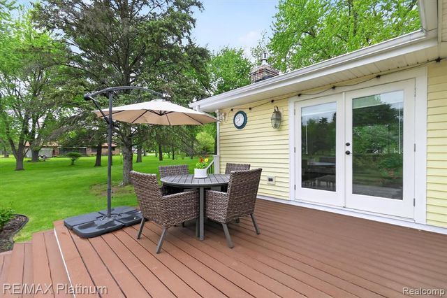 139 Edgemont Drive, Howell, MI 48855