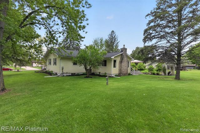139 Edgemont Drive, Howell, MI 48855