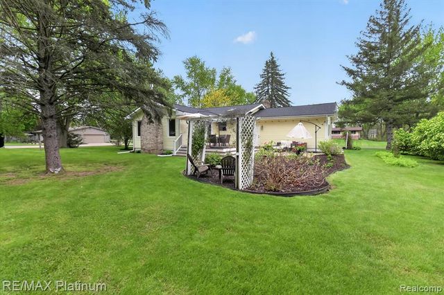 139 Edgemont Drive, Howell, MI 48855