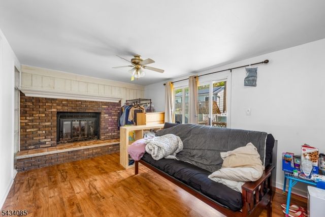 11 Tobyhanna Trl, Hopatcong Boro, NJ 07843
